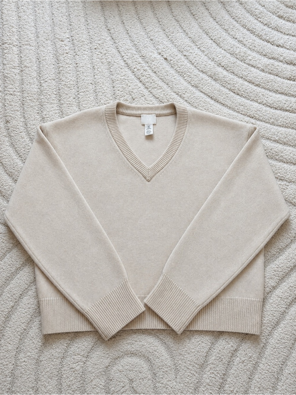 H&M Women’s V-Neck Sweater in Light Beige